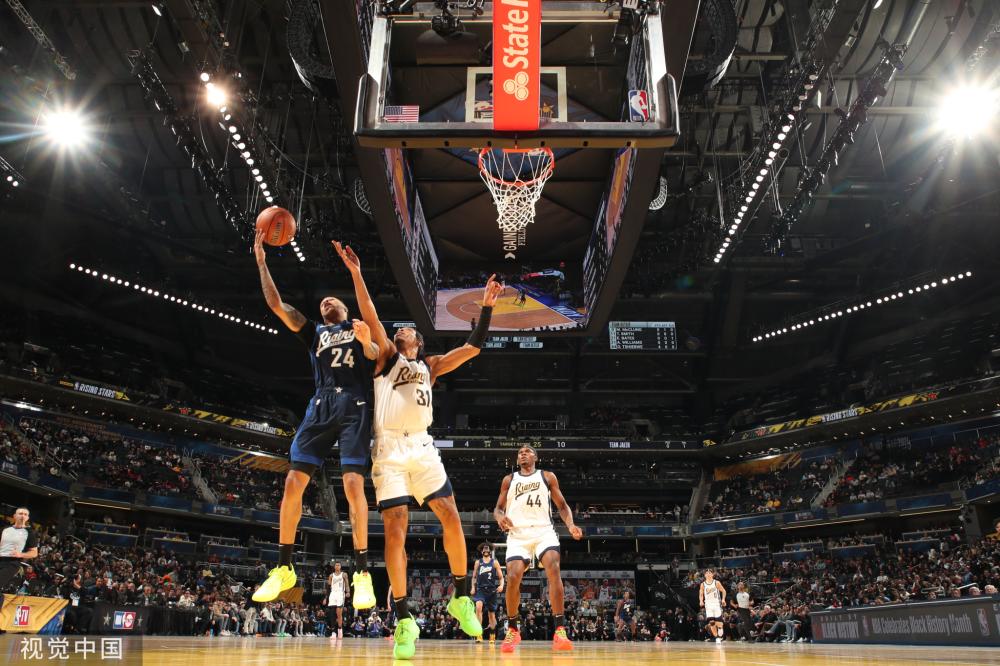 他的名字很 他的名字很