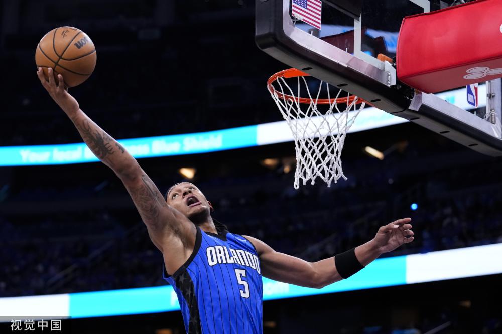 并强调集体 并强调集体