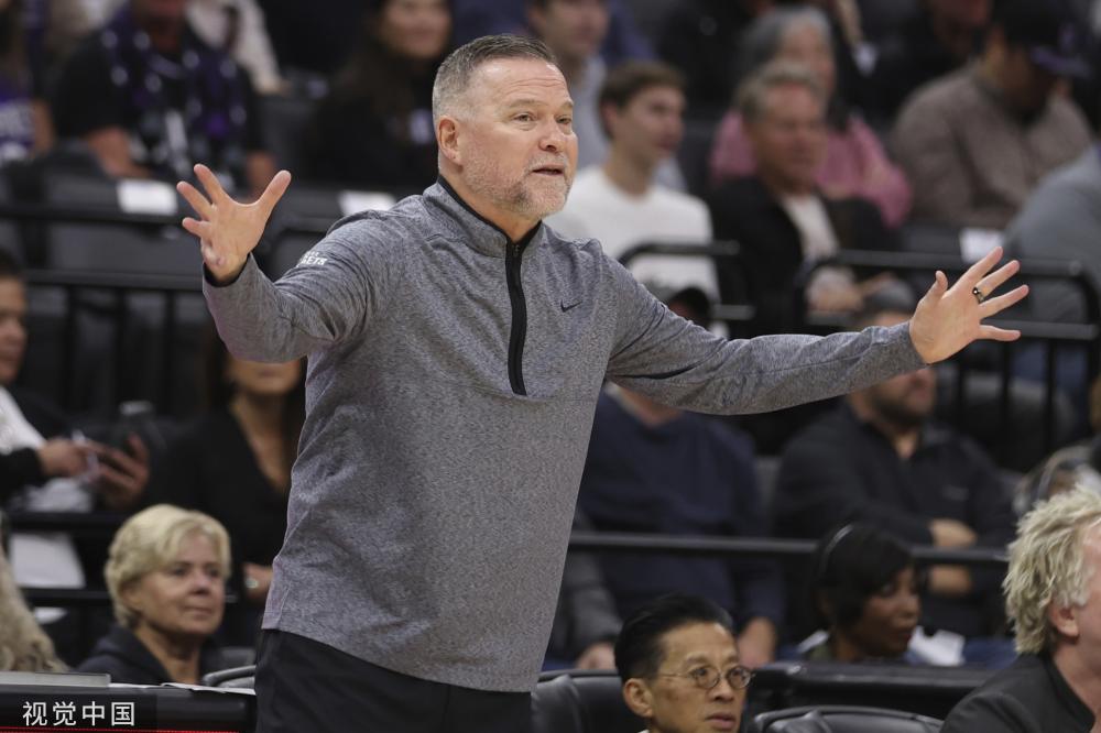 在科莫湖畔 在科莫湖畔