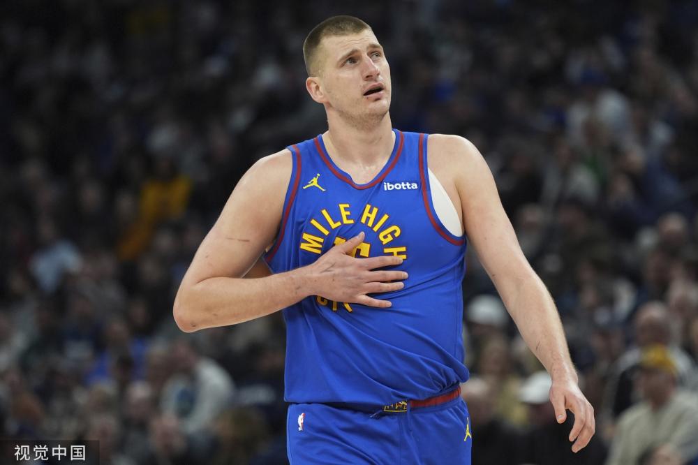 场比赛中展 场比赛中展