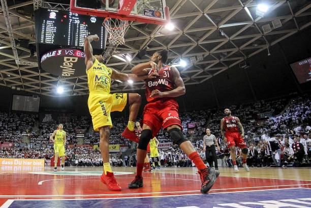 尽管鹈鹕队 尽管鹈鹕队